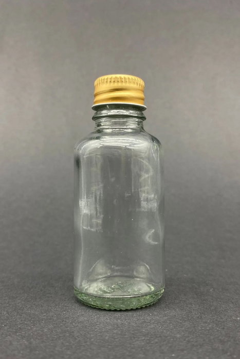Hermia Juego de 6 Botellas de Vidrio con Detalles Dorados de 100 ml Hermia Juego de 6 Botellas de Vidrio con Detalles Dorados de 100 ml